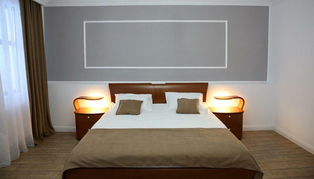 Aleea Teilor Otel Campulung Dış mekan fotoğraf