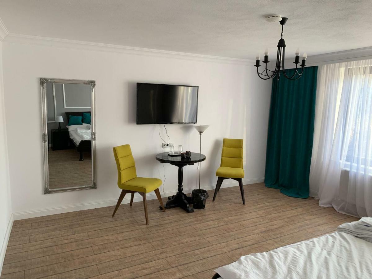 Aleea Teilor Otel Campulung Dış mekan fotoğraf